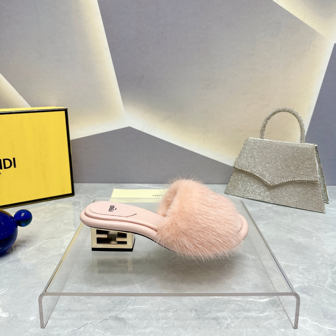 FENDI BAGUETTE MINK MEDIUM-HEELED 45MM IN NUDE BEIGE FUR AND LAMBSKIN