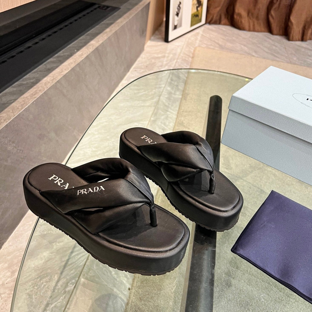 PRA THONG FLATFORM SANDALS BLACK LAMBSKIN