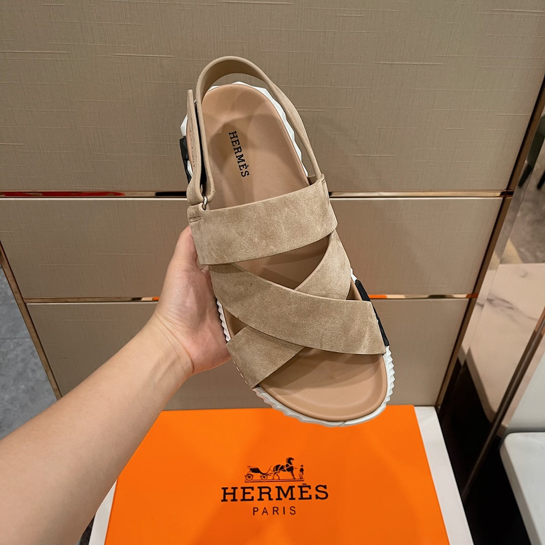 HM ELECTRIC SANDAL CAMEL SUEDE