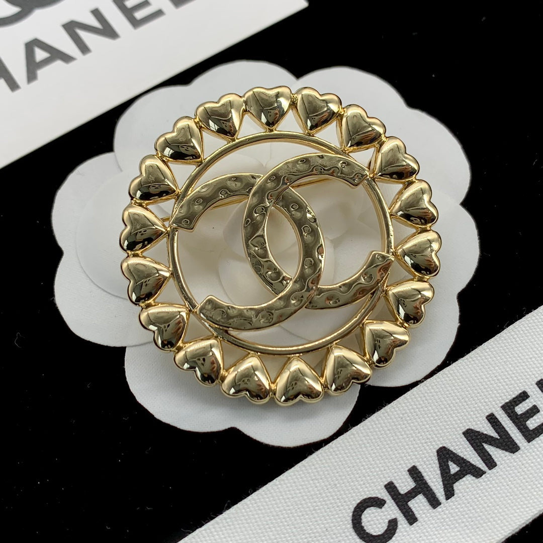 CC Brooch Gold 175815