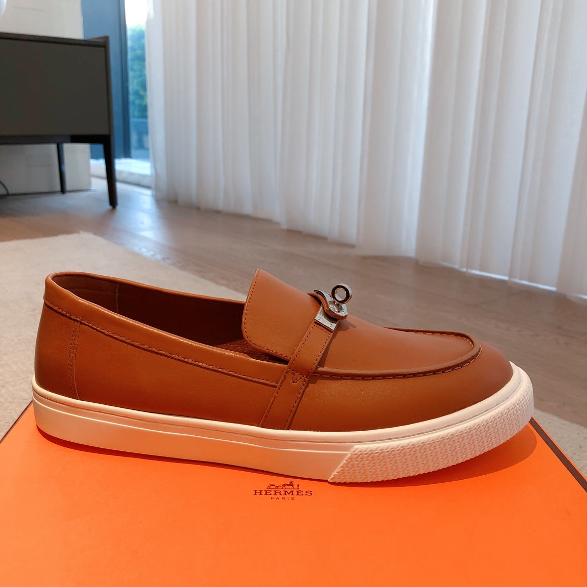 HM GAME SLIP-ON SNEAKER FIRE CALFSKIN