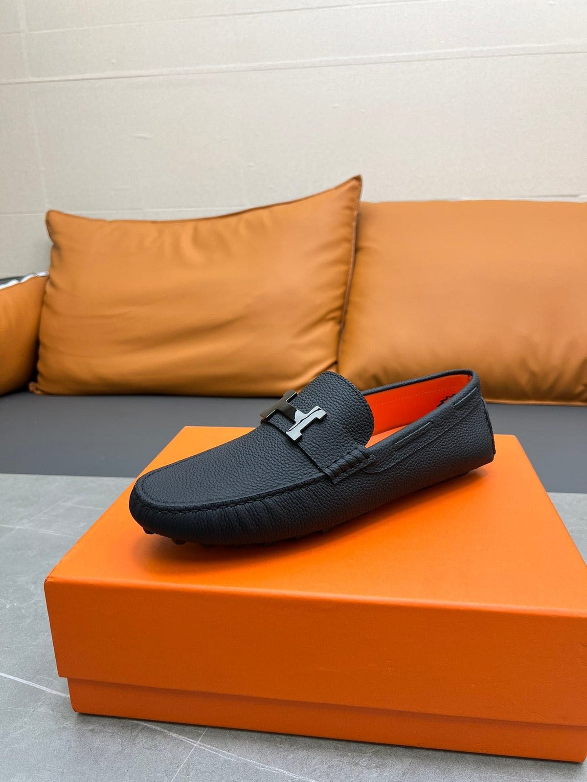 HM H-LOGO LOAFER BLACK CALFSKIN