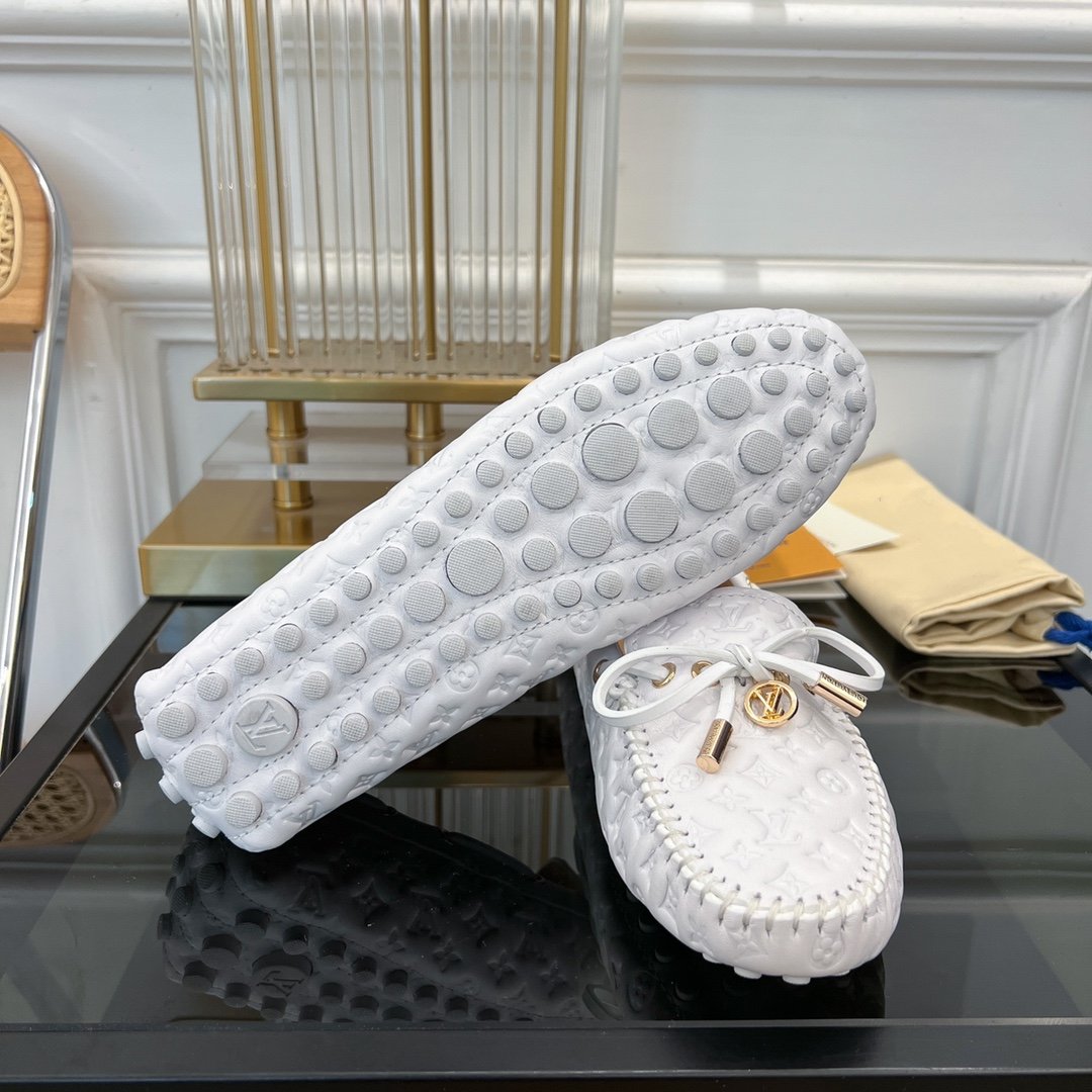 LV GLORIA FLAT LOAFER LOGO STAMPING WHITE