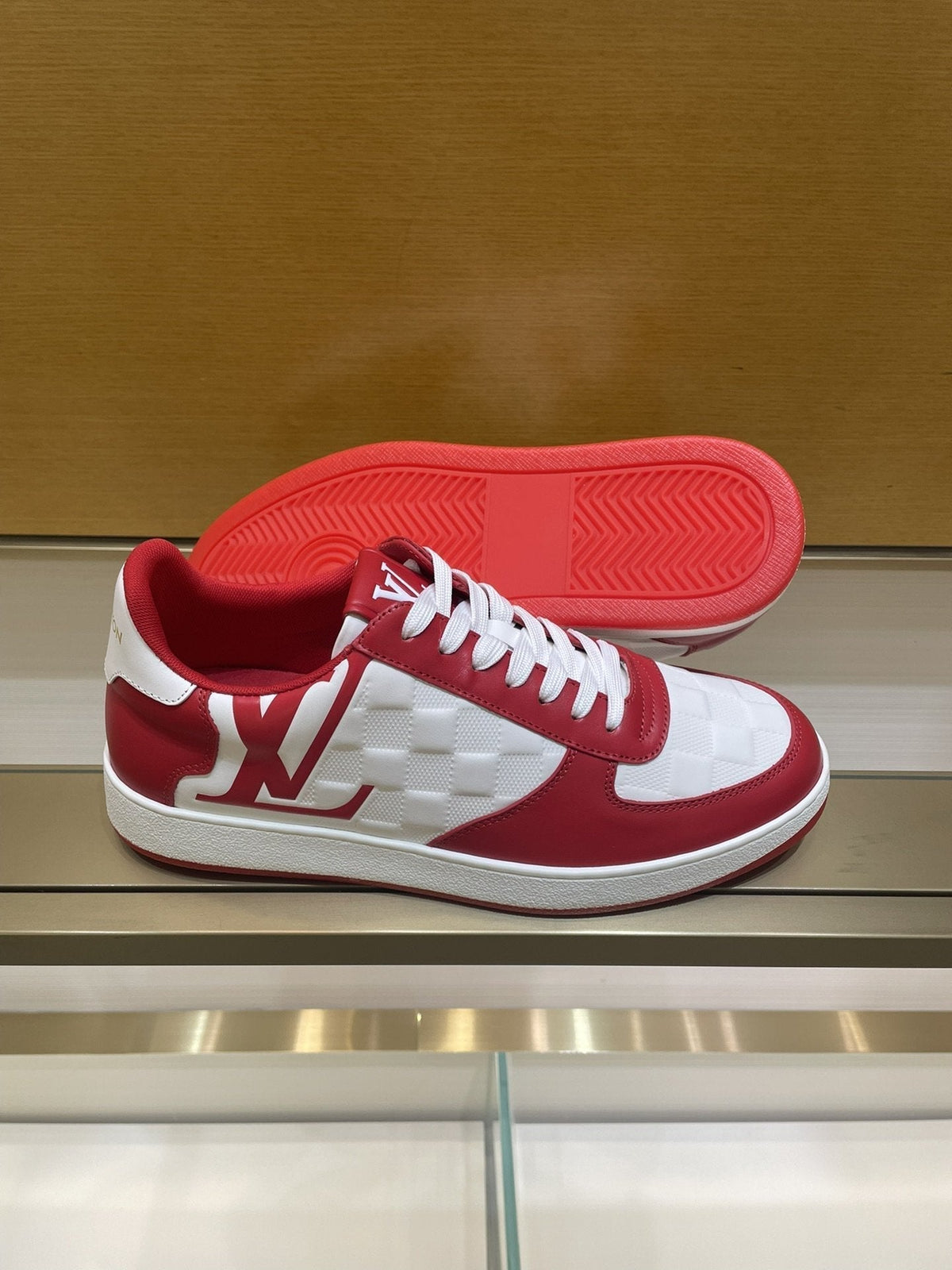 LV RIVOLI SNEAKER MEN RED WHITE