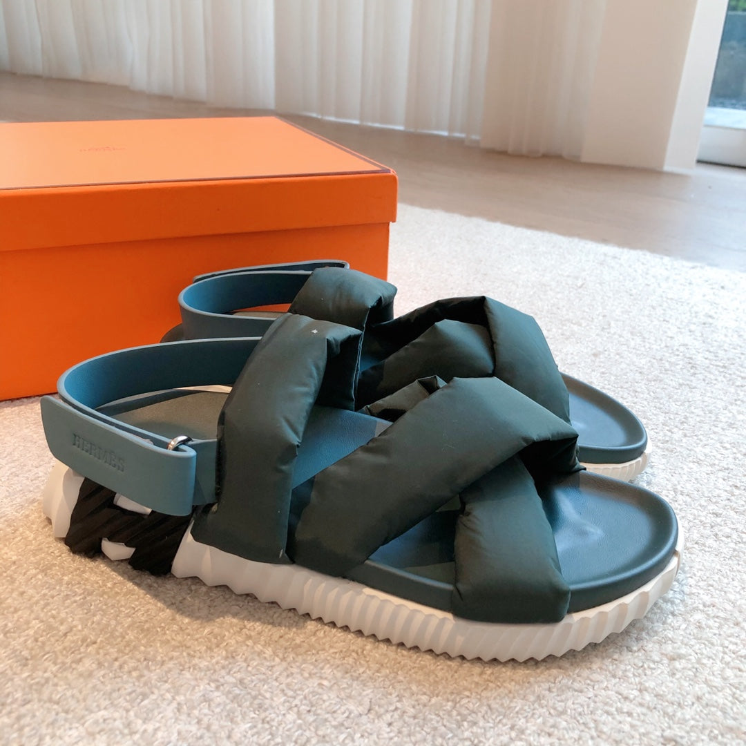 HM ELECTRIC SANDAL SPRUCE FABRIC AND CALFSKIN