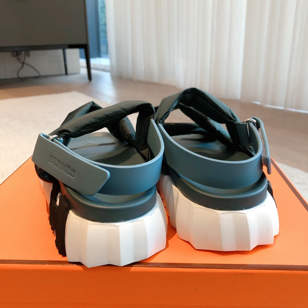 HM ELECTRIC SANDAL SPRUCE FABRIC AND CALFSKIN