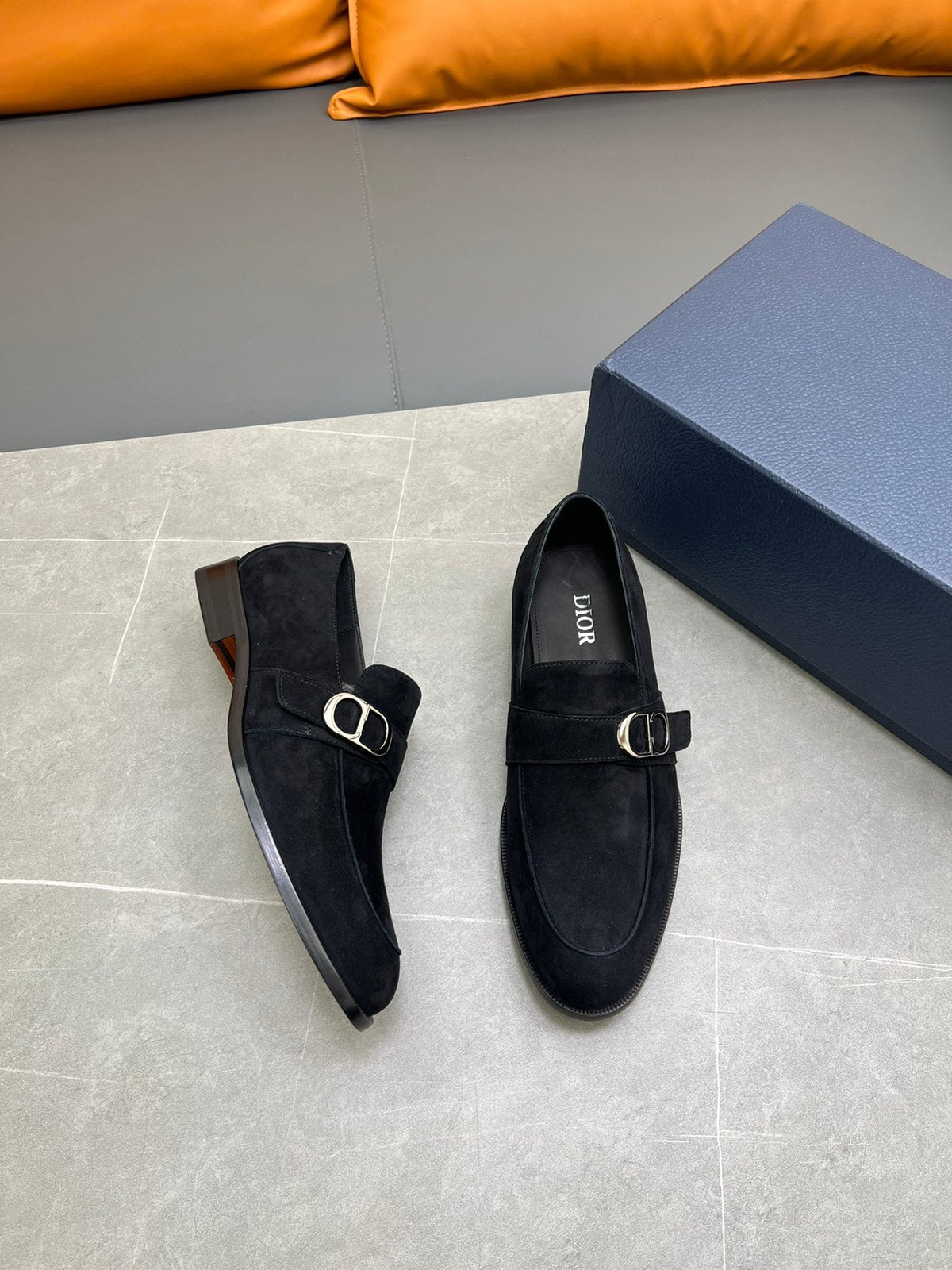 CD SYMBOL GRANVILLE EDGE BEADS LOAFER BLACK SUEDE