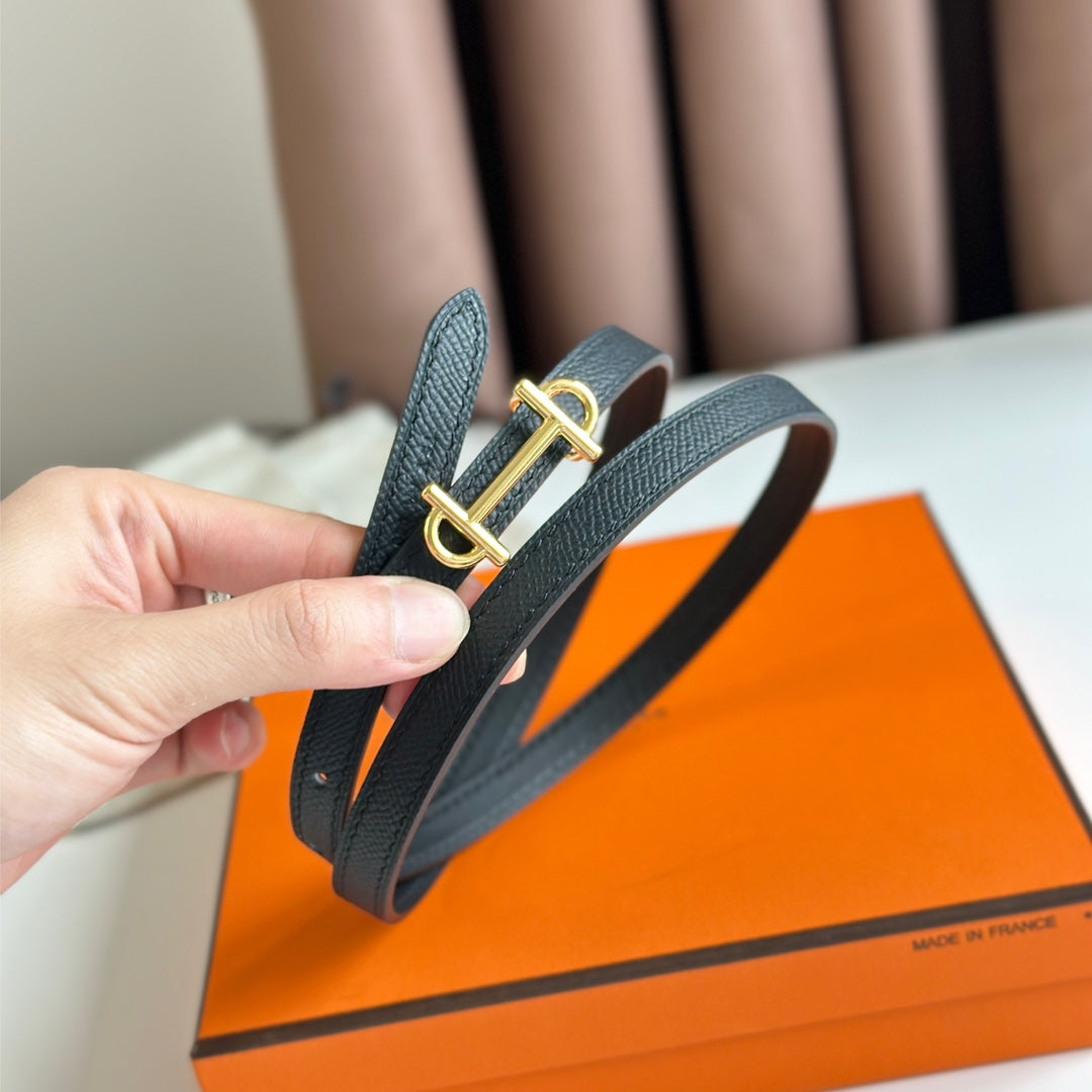 HM GAMMA BUCKLE & REVERSIBLE BLACK LEATHER STRAP 13MM GOLD HARDWARE