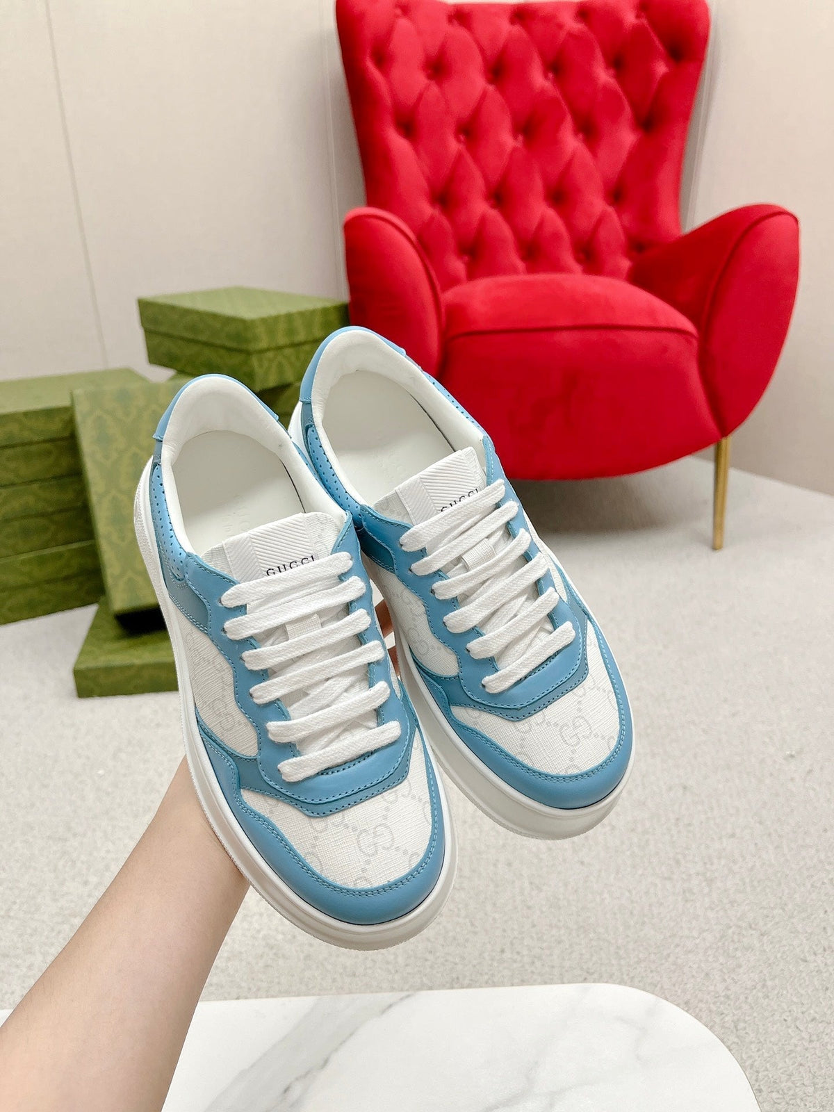 GG TRAINER WHITE AND SKY CALFSKIN