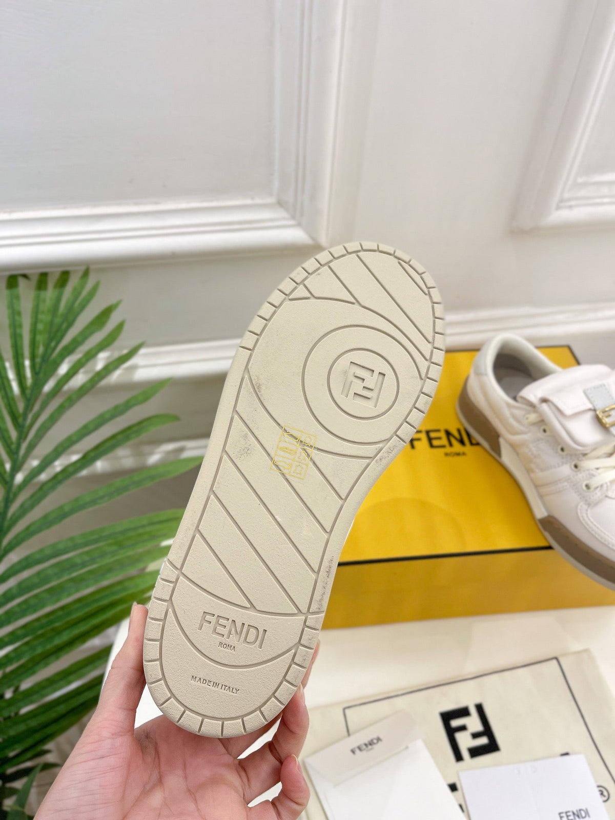 FENDI TRAINER SNEAKER IN WHITE LAMBSKIN