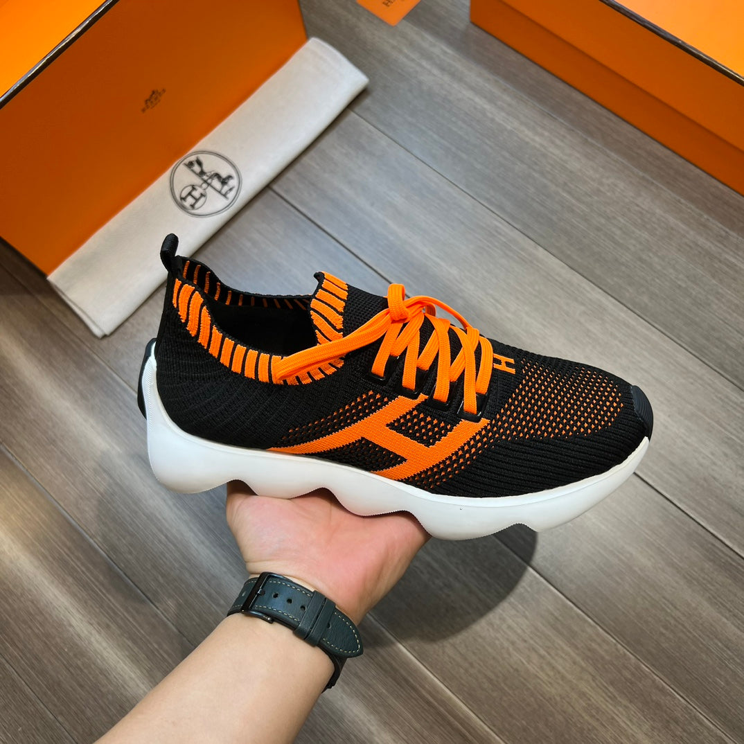 HM FLEX SLIP-ON SNEAKER BLACK AND ORANGE WOVEN FABRIC