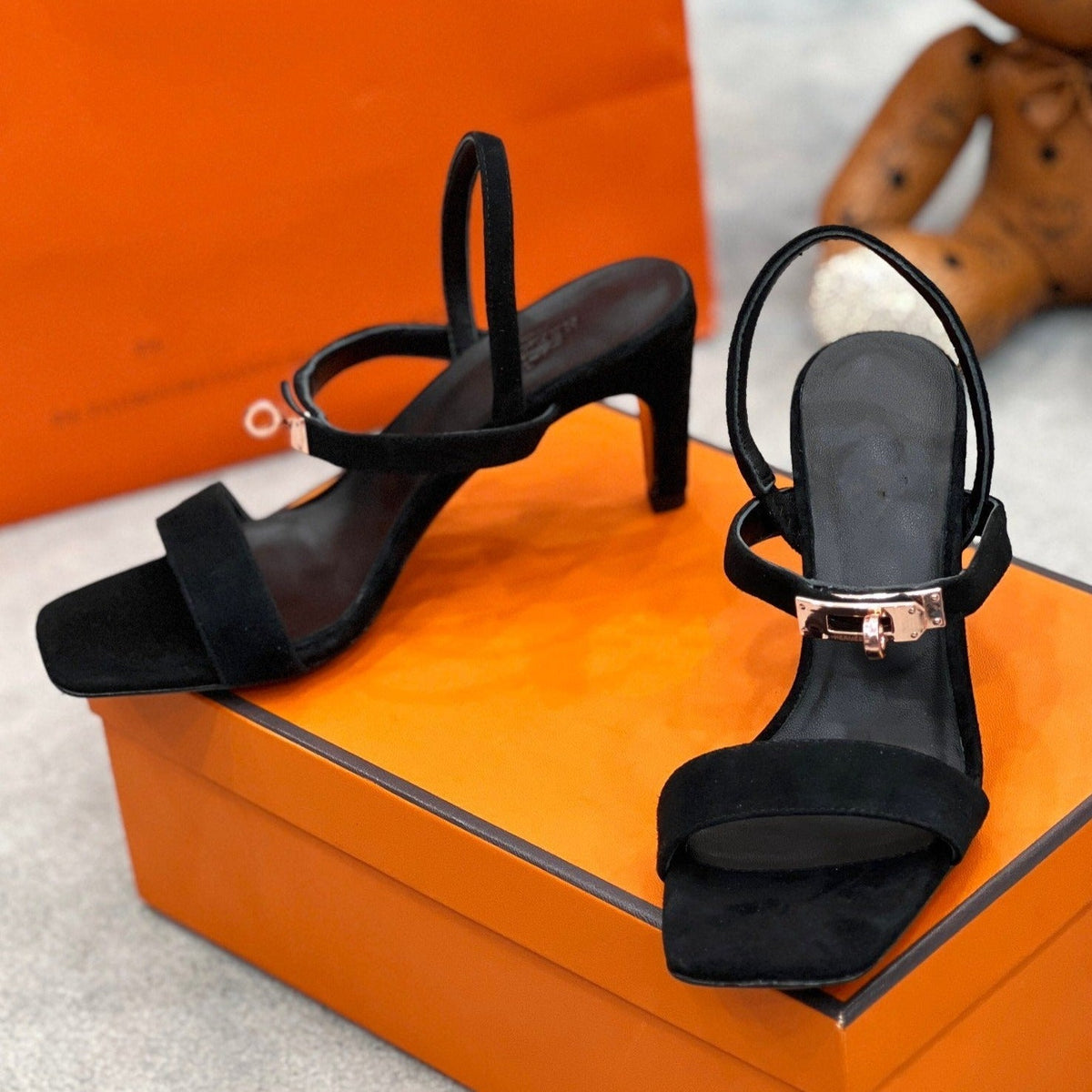Glamour 75 Sandal Black Suede