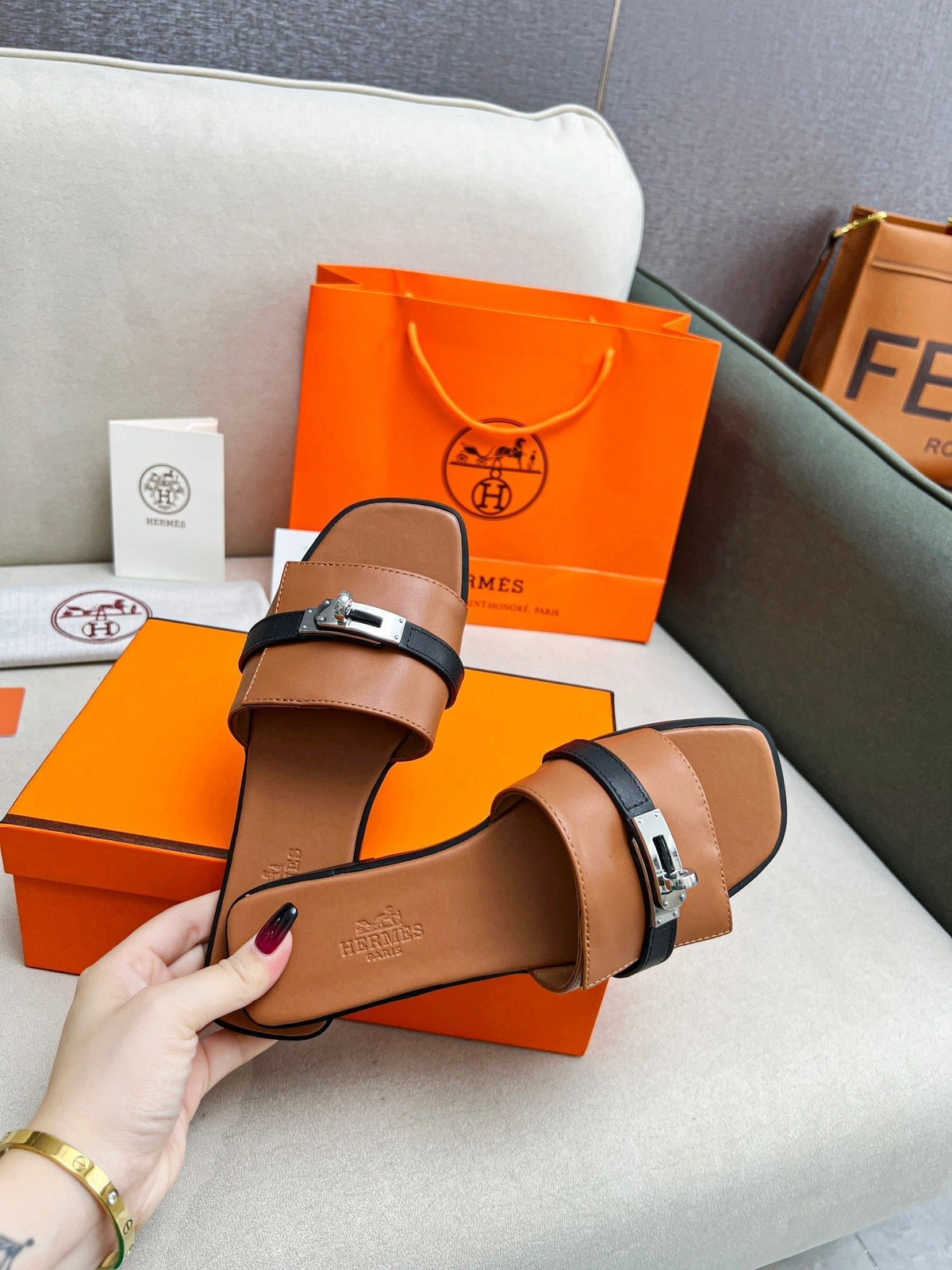 Giulia Sandal Brown Black Calfskin