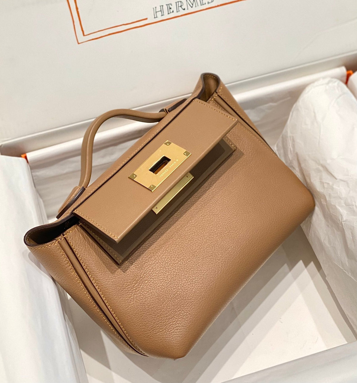 Hermes 21 Bag Light Brown with Gold Buckle Calfkin 250274