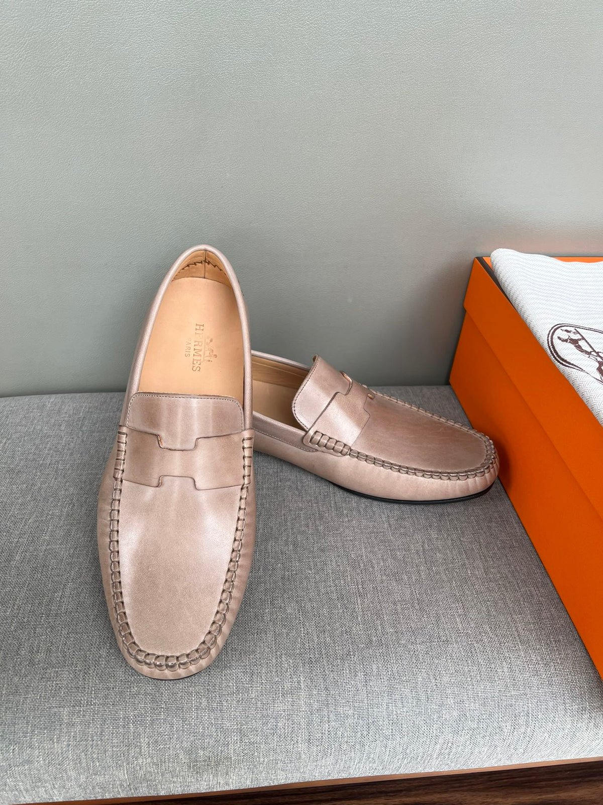 HM Men's Moccasins Loafer Pink Nude Cowhide 565857