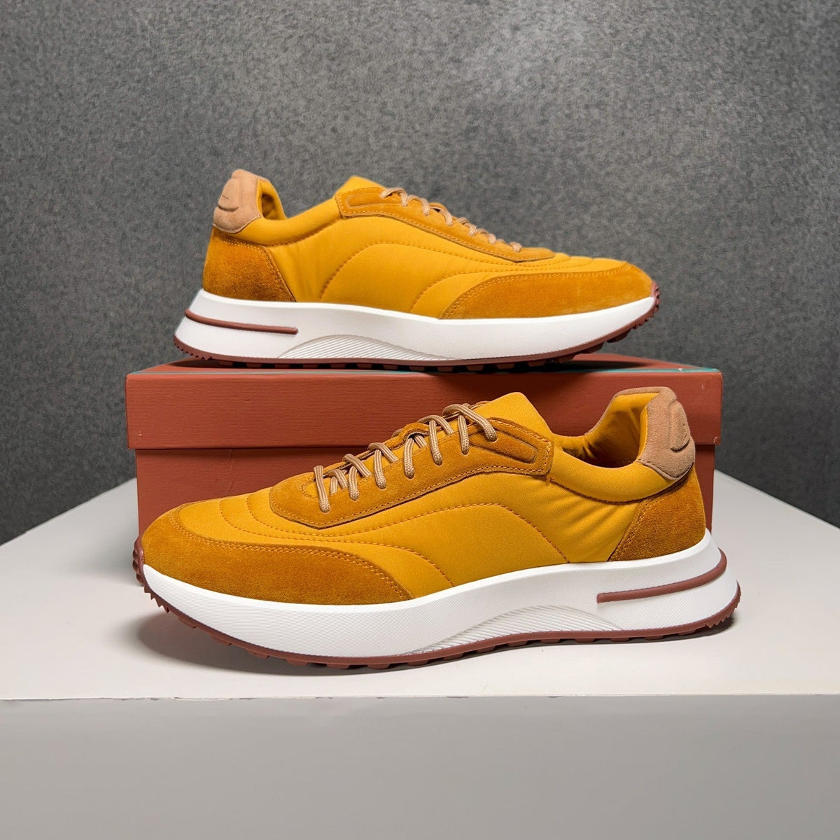 LP WEEKEND WALK SNEAKERS YELLOW SUEDE
