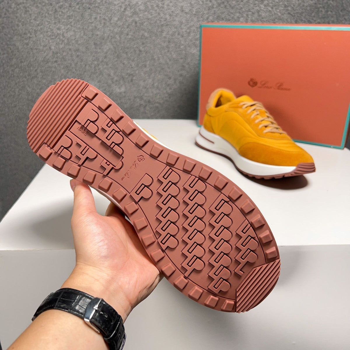 LP WEEKEND WALK SNEAKERS YELLOW SUEDE