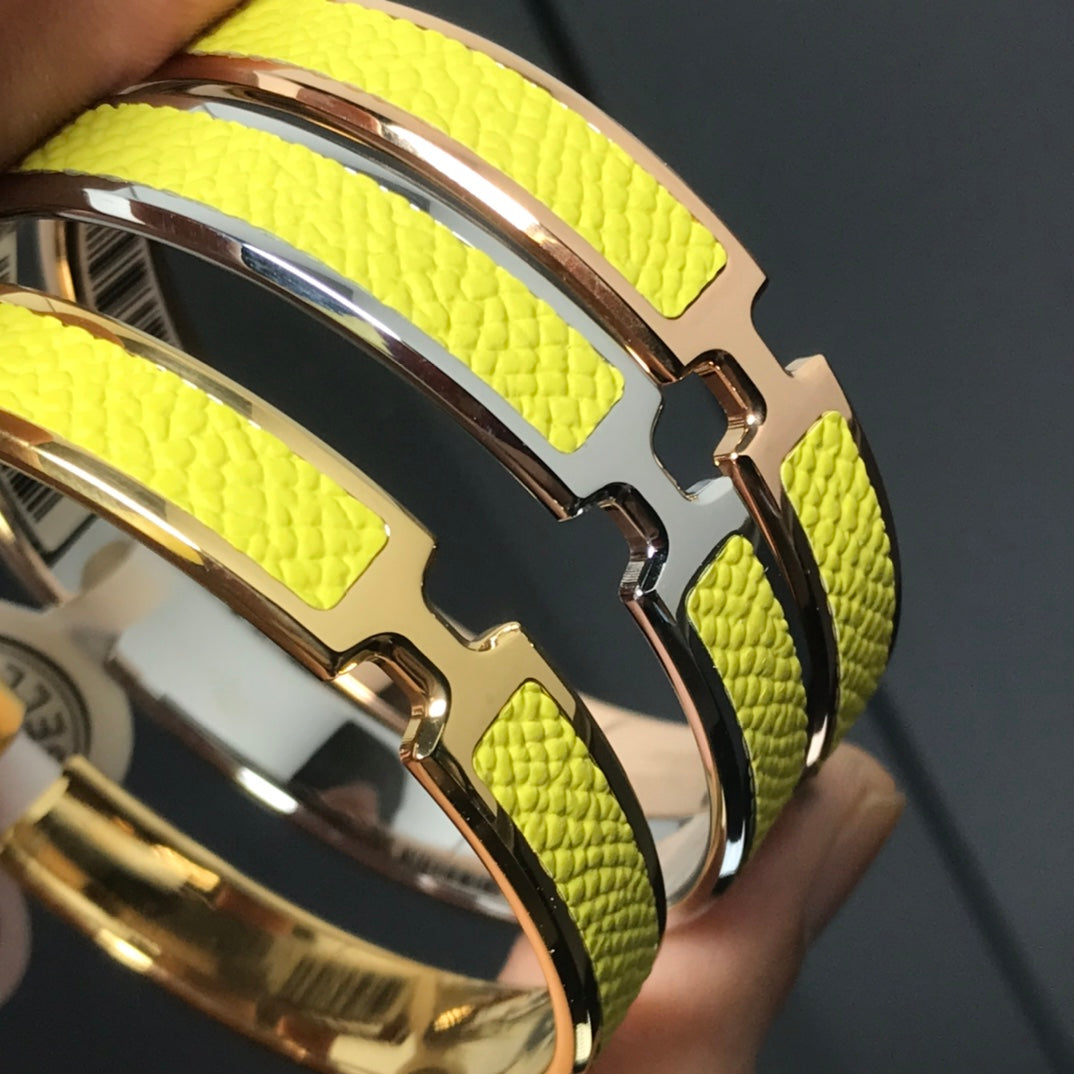 H Pig Nose Yellow Bracelet