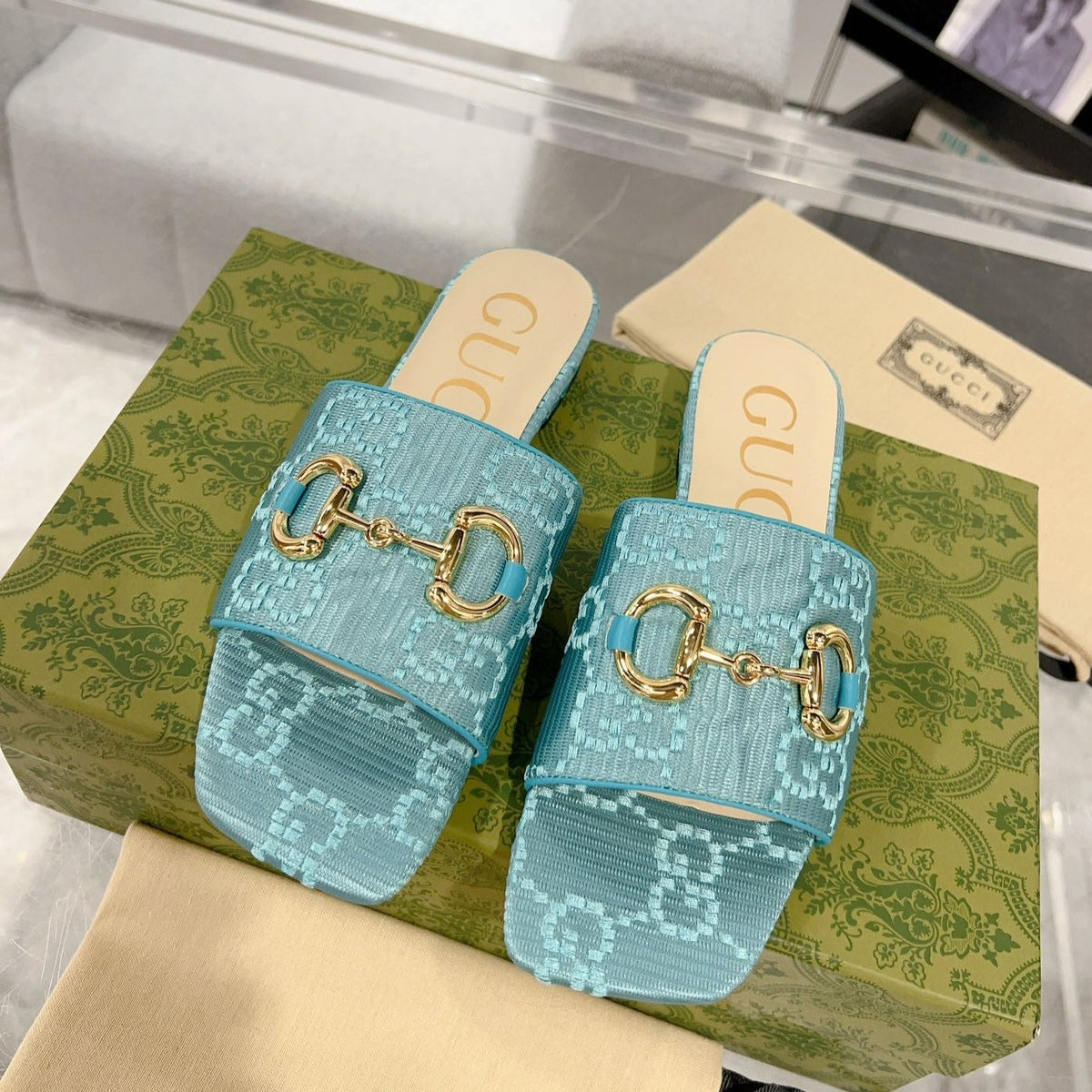 GG CHUNKY SLIDE SANDAL BLUE SKY CALFSKIN