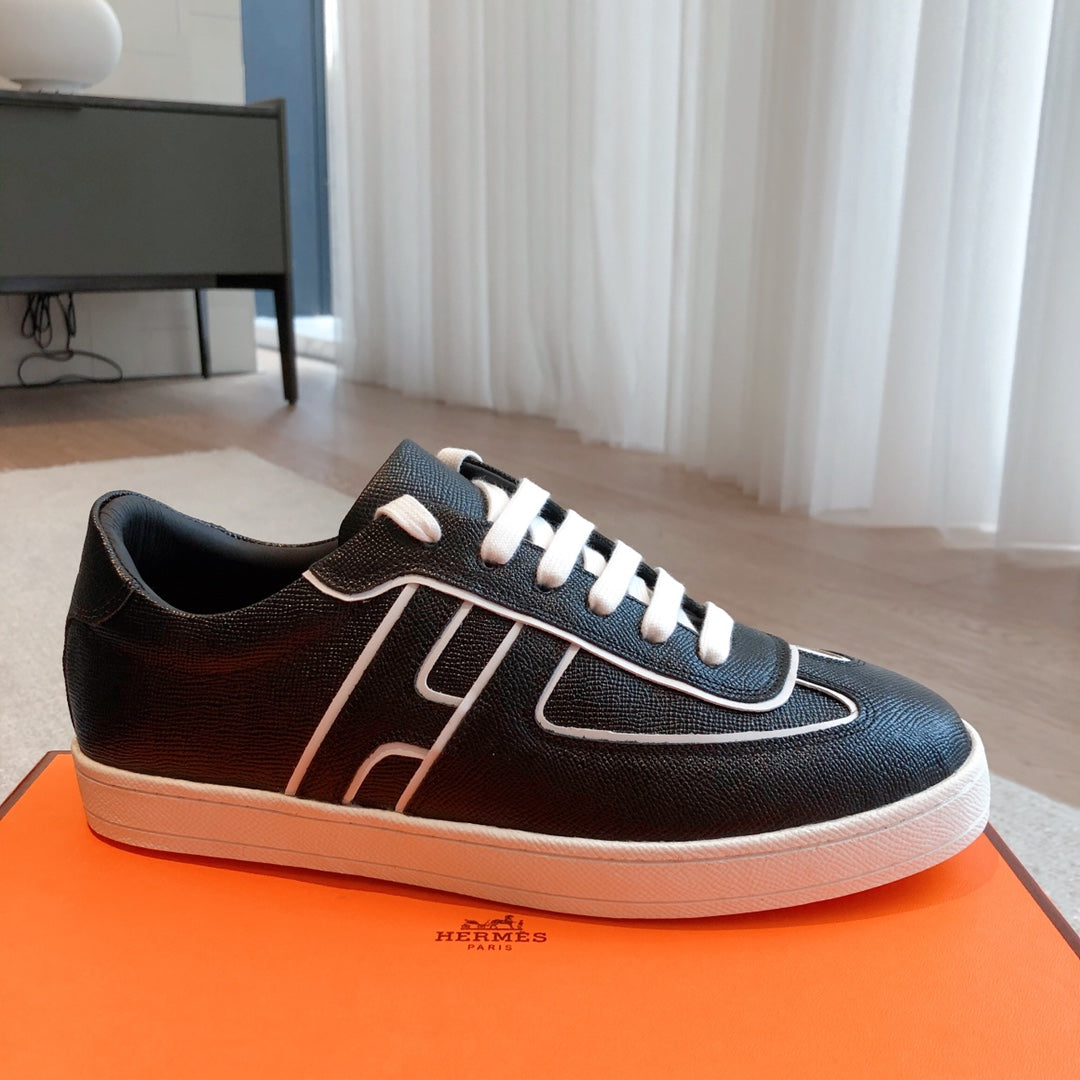HM BOOMERANG SNEAKER BLACK CALFSKIN