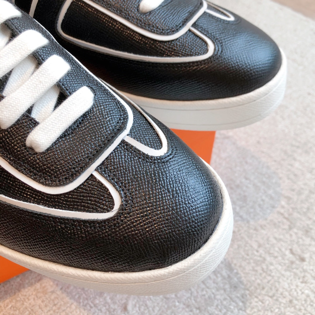 HM BOOMERANG SNEAKER BLACK CALFSKIN