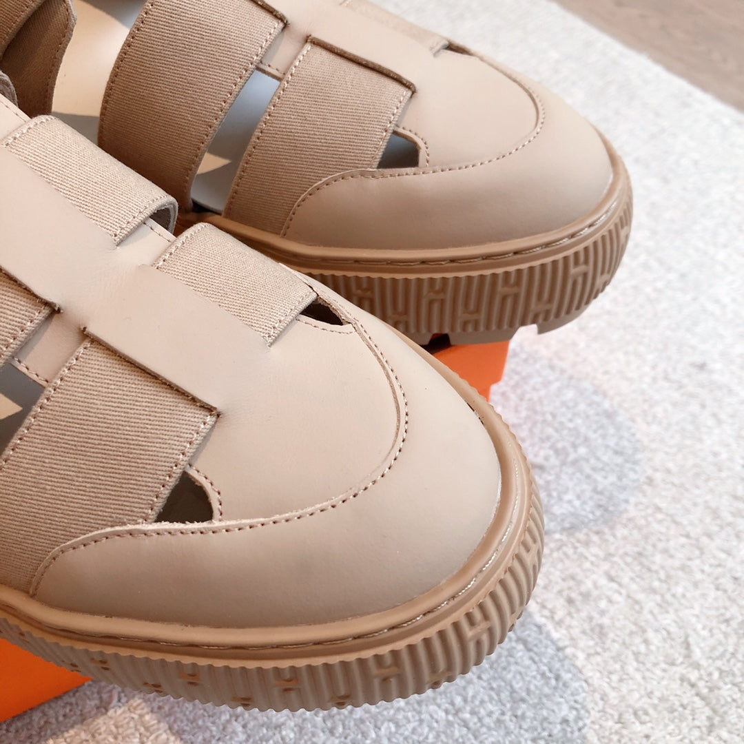 HM ITEM SANDAL ALMOND CALFSKIN AND DENIM