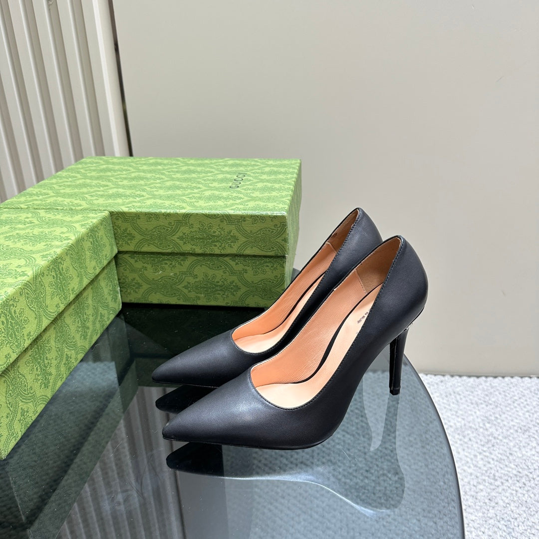 GG 105 BASIC HIGH HEEL BLACK LAMBSKIN