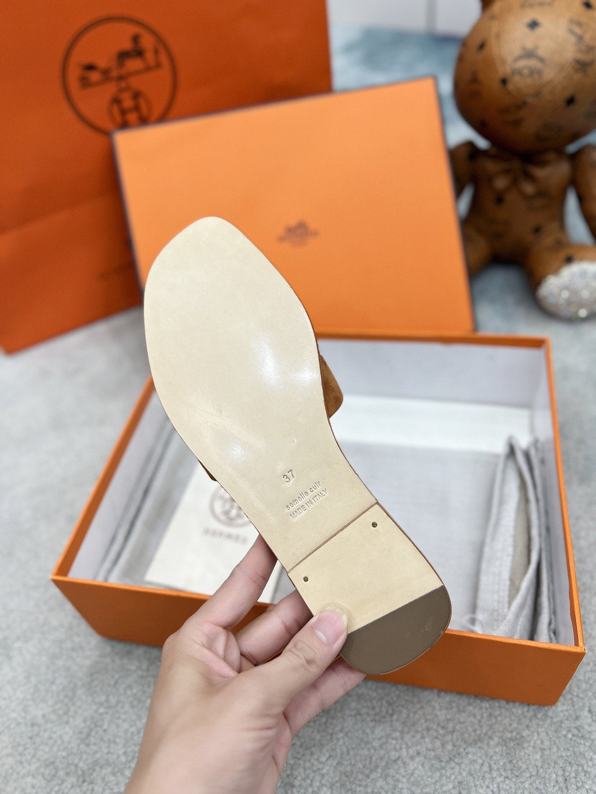 0ran sandal brown suede goatskin