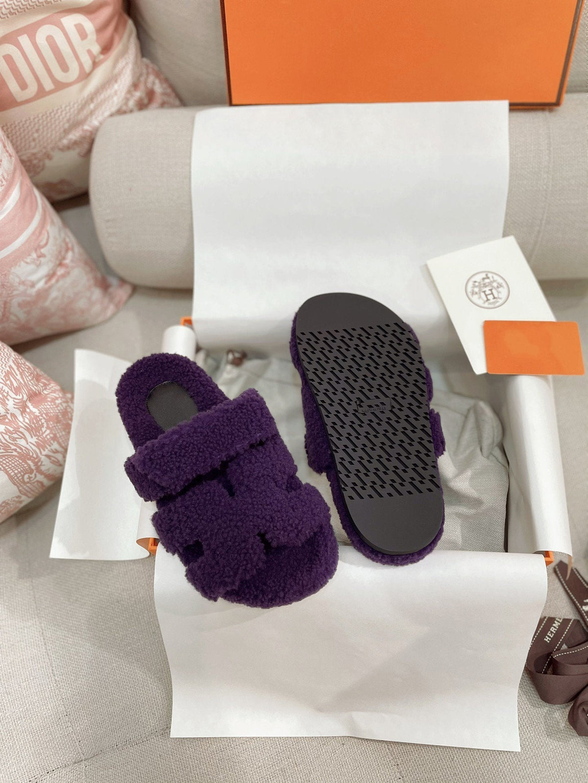chypre sandal purple lamb wool