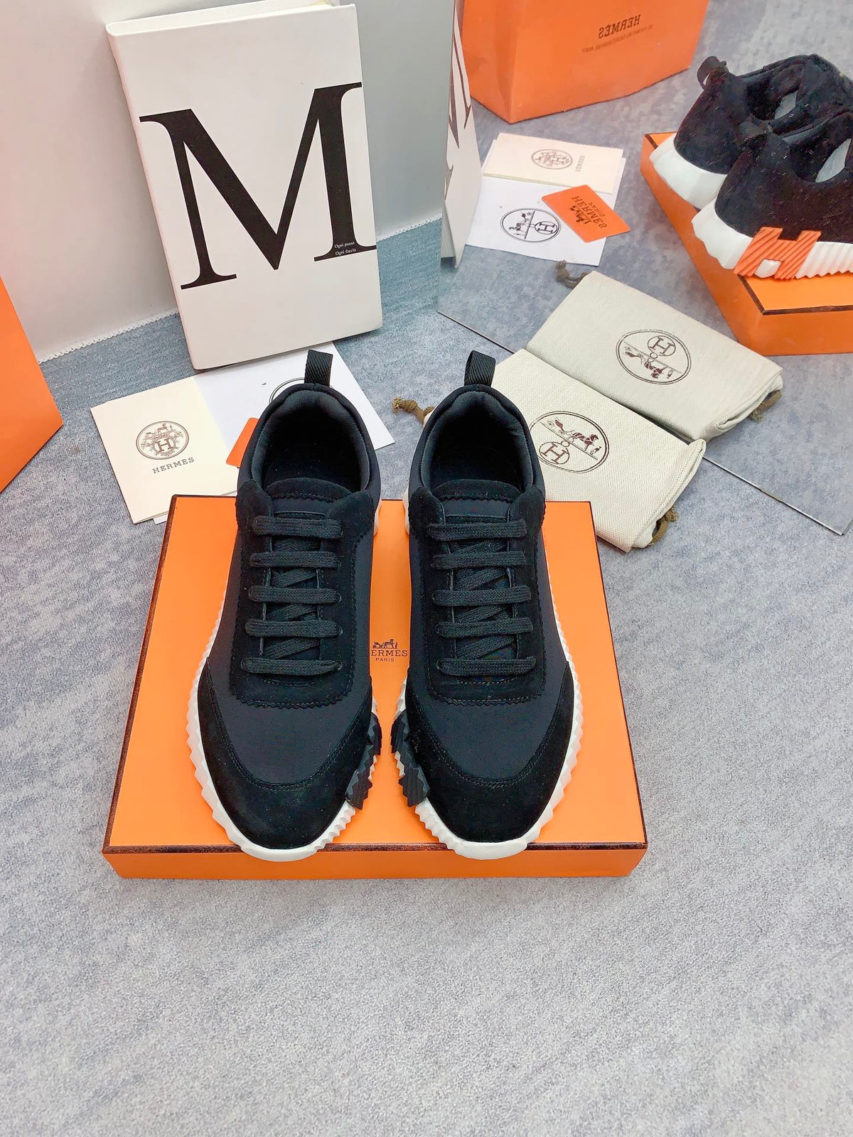 HM Bouncing Sneaker In Black Lambskin 106437