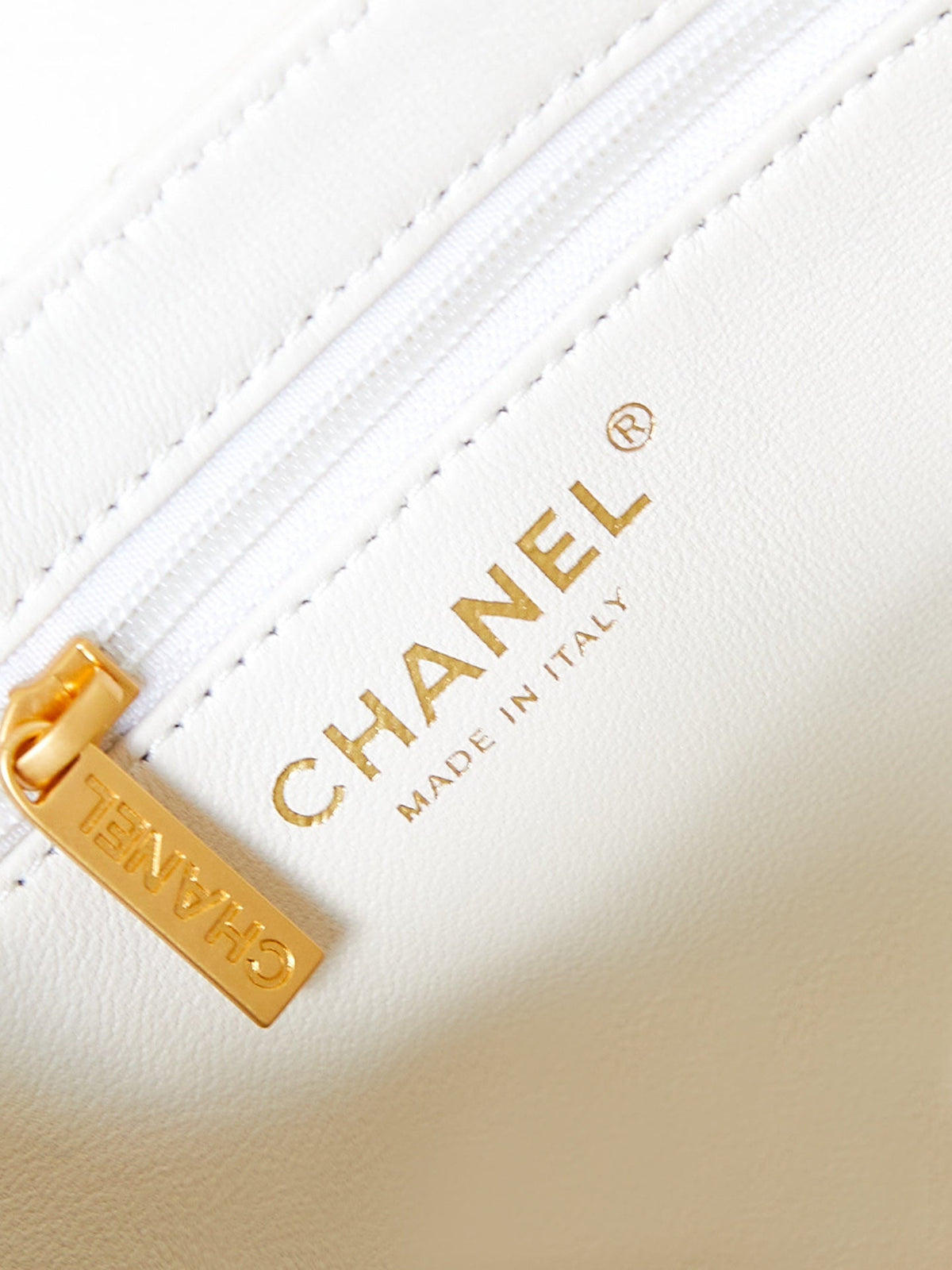 cc 24a nano 19cm kelly shopper bag white lambskin