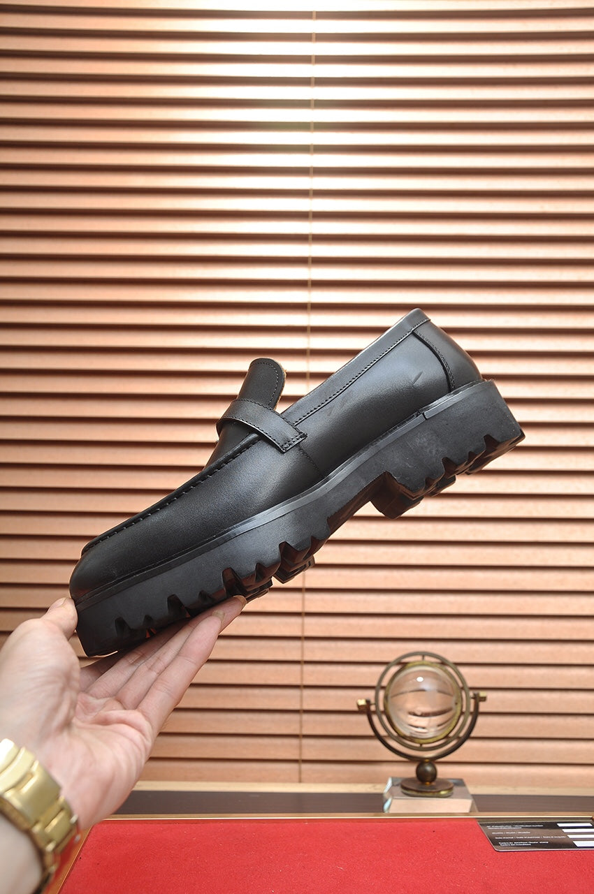 HM  MONTEREY LOAFER BLACK CALFSKIN
