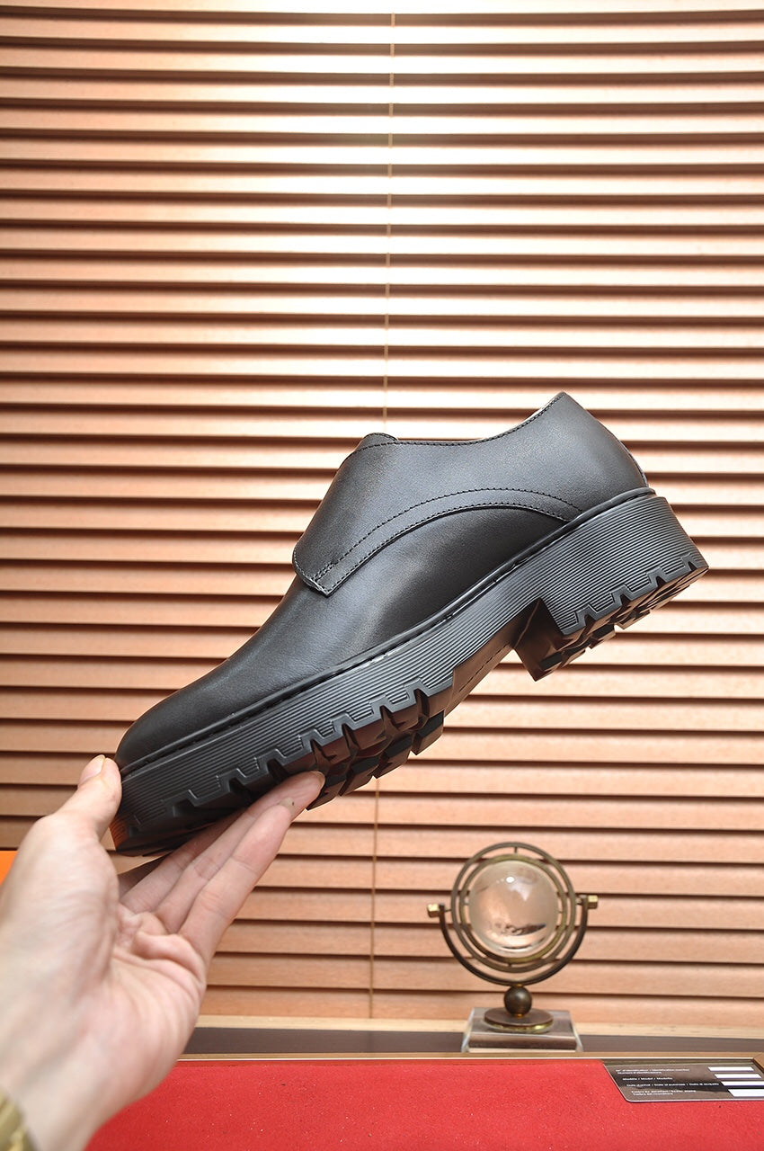 HM MONK STRAP BLACK CALFSKIN