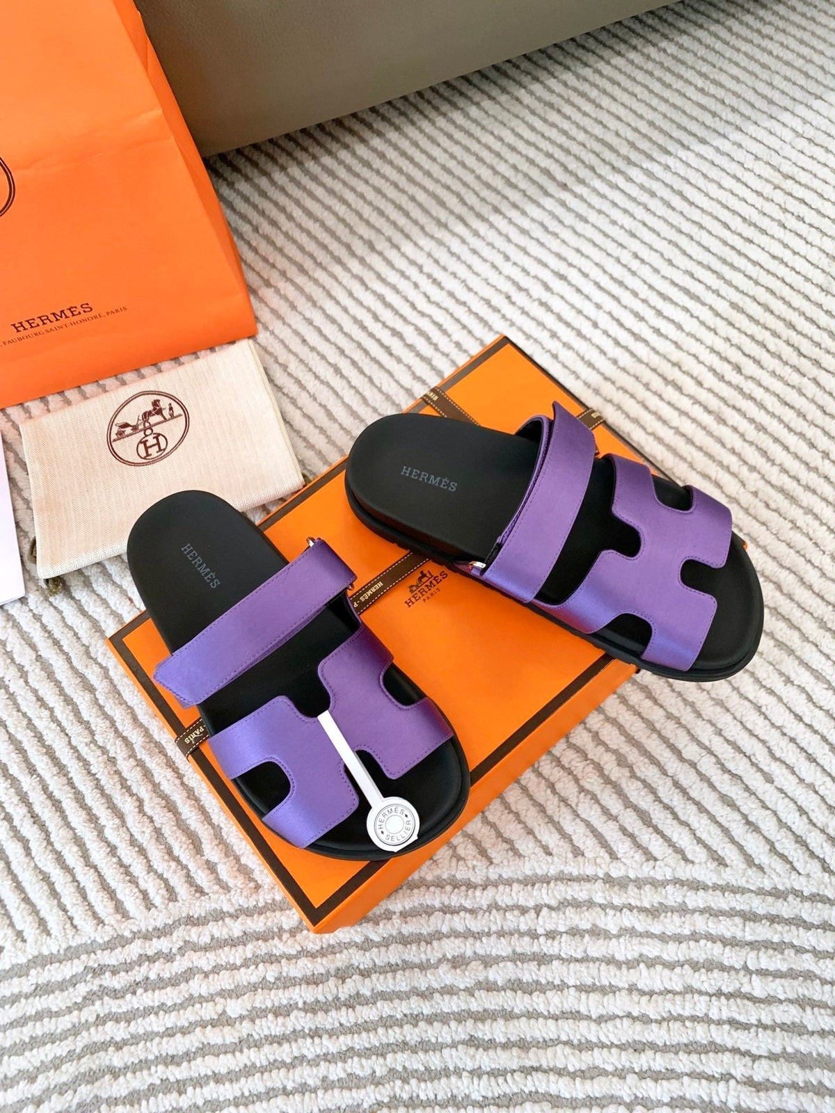 HM Chypre Sandal Purple Lambskin 963505