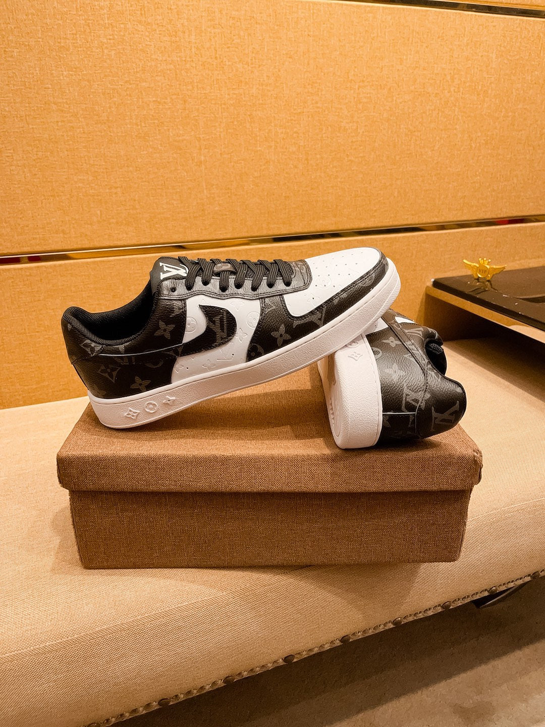 LV AIR FORCE 1 SNEAKER BLACK MIX WHITE MONOGRAM