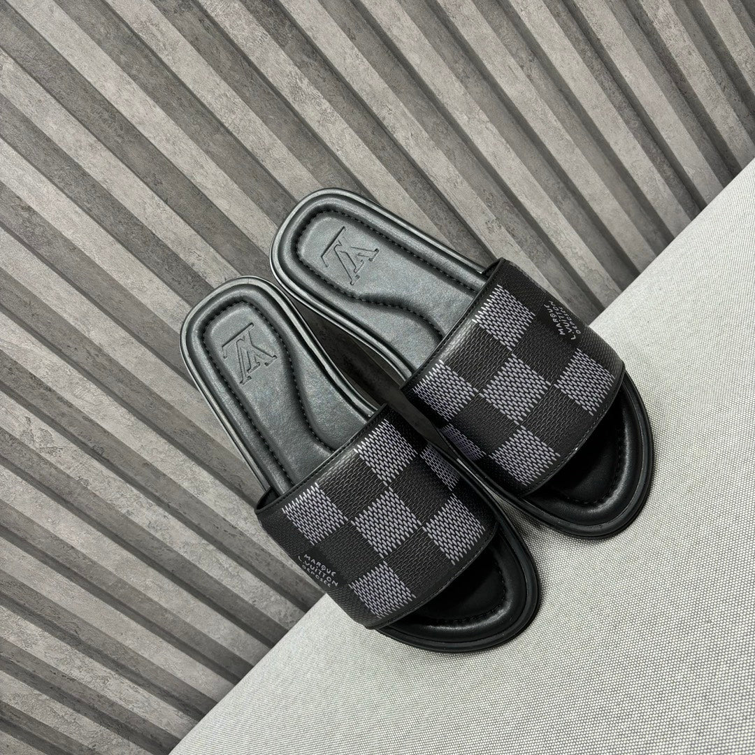 LV VENICE MULE SLIPPERS BLACK DAMIER