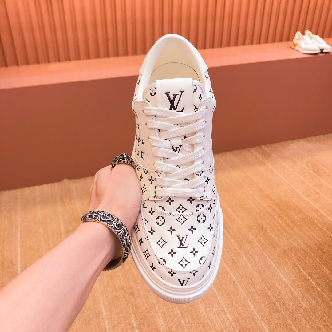 LV TRAINER SNEAKER IN WHITE MIX BLACK MONOGRAM CALFSKIN