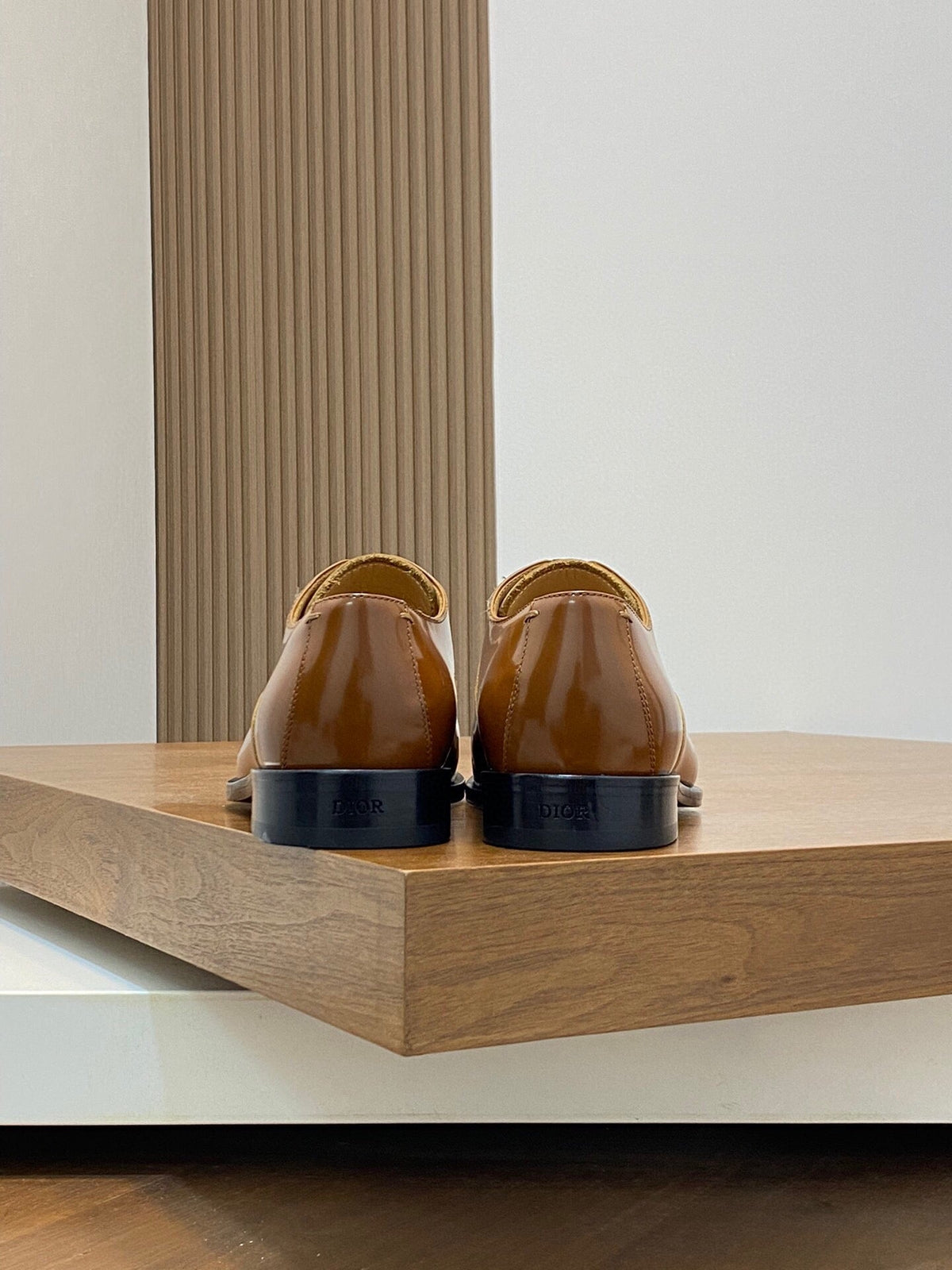 CD TIMELESS SIMPLE OXFORD TAWNY POLISHED CALFSKIN