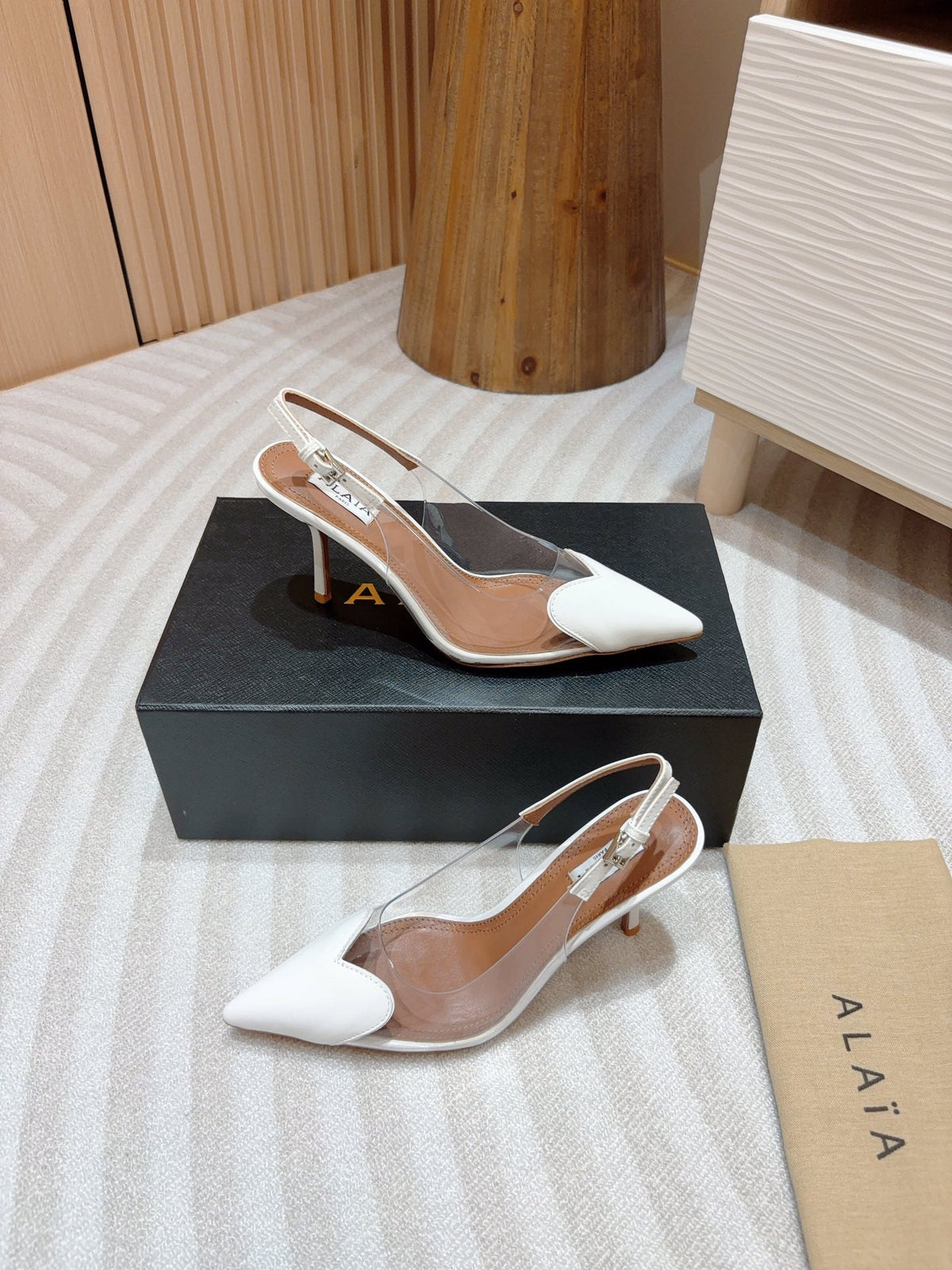 alaia slingbacks 95 optic white heart lambskin