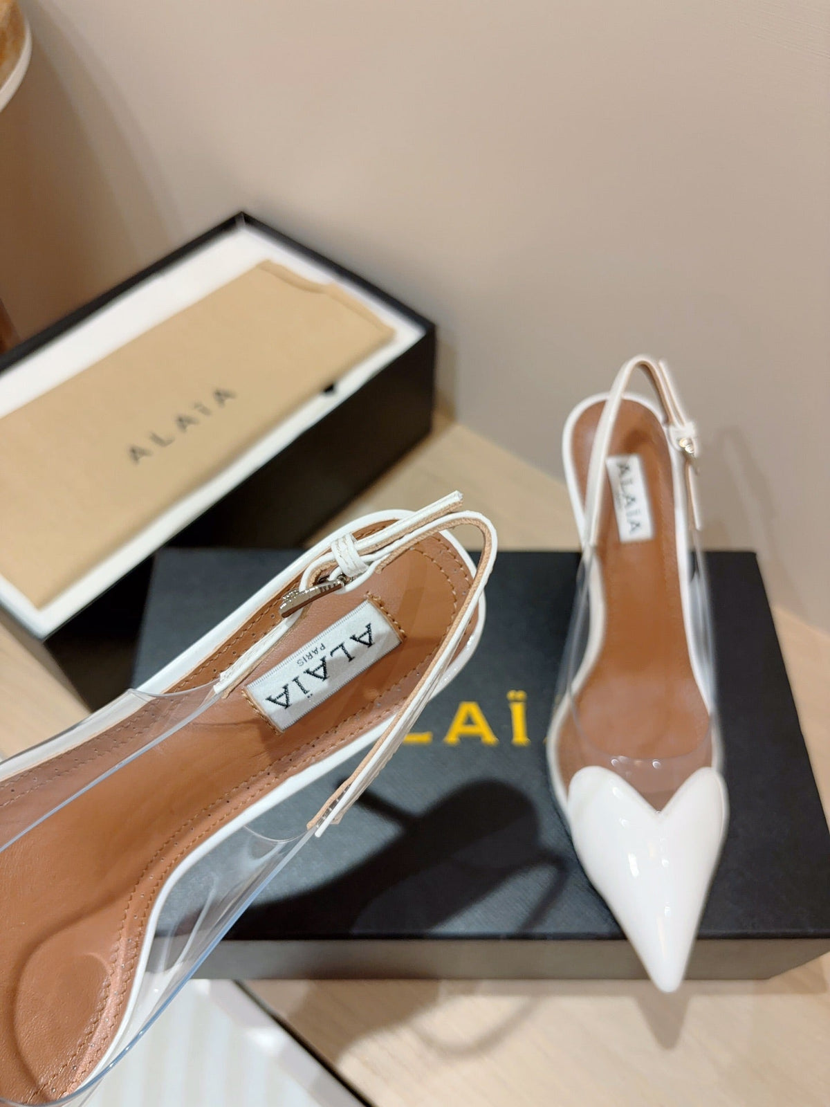 alaia slingbacks 95 optic white heart lambskin