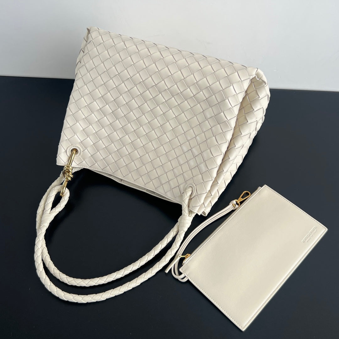 BV Intrecciato 30cm Bag Cream Leather 532241