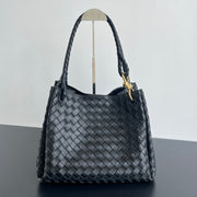 BV Intrecciato 30cm Bag Black Leather 532244