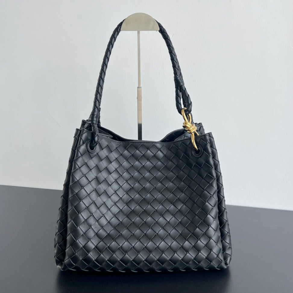 BV Intrecciato 30cm Bag Black Leather 532244