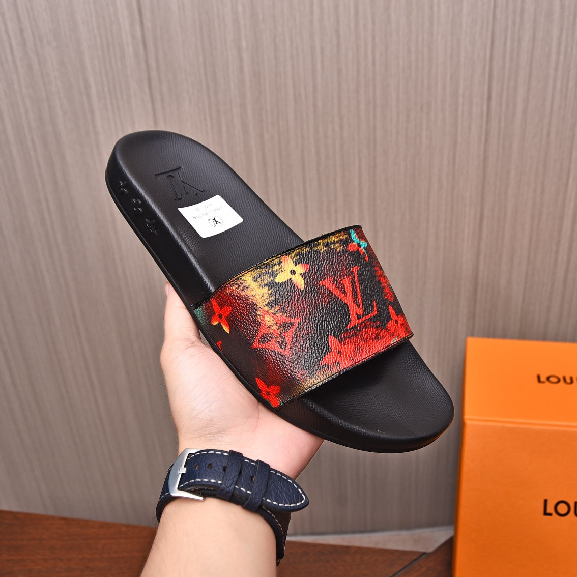 LV MULE RED WITH LOGO MONOGRAM CALFSKIN