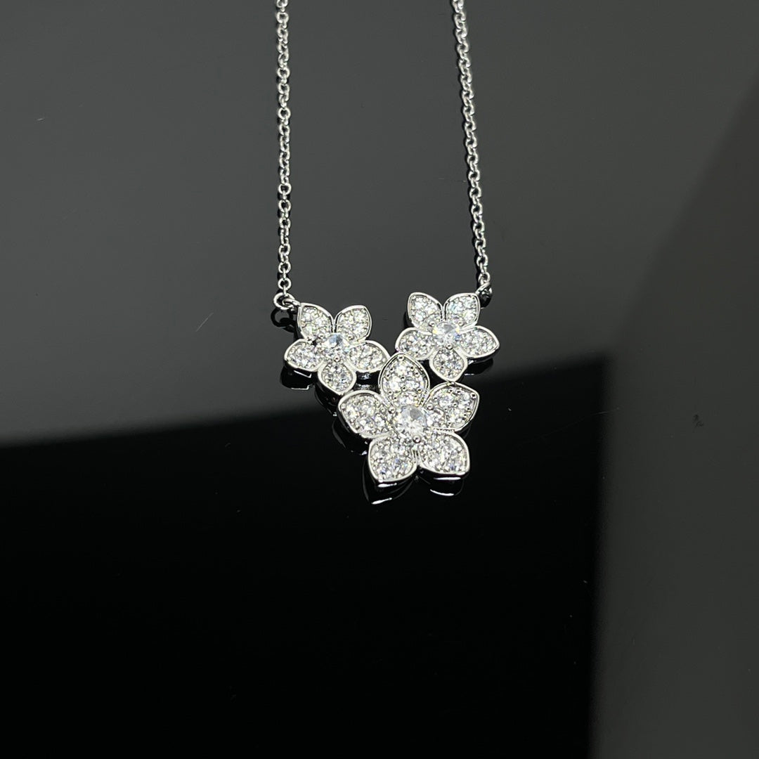 Graff New Full Diamond Three-Petal Sliver Necklace