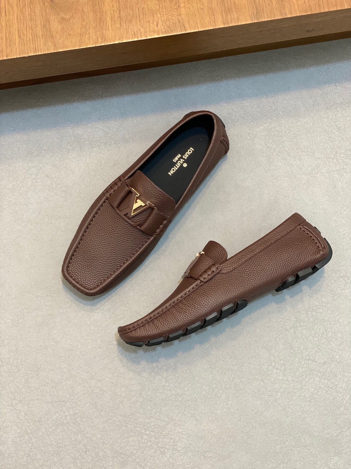 LV LOAFER IN CHOCOLATE BROWN WRINKLE CALFSKIN