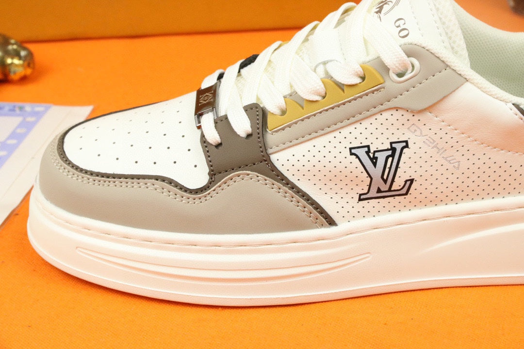 LV TRAINER SNEAKER IN WHITE MIX GREY MESH CALFSKIN