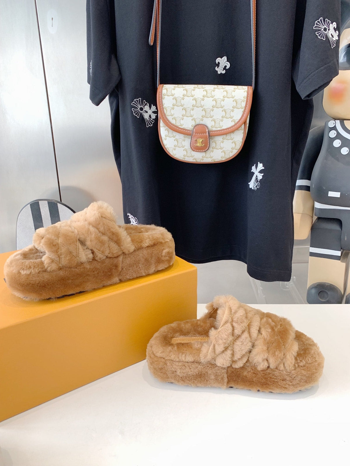LV Sunset Platform Comfort Mule Beige Fleece