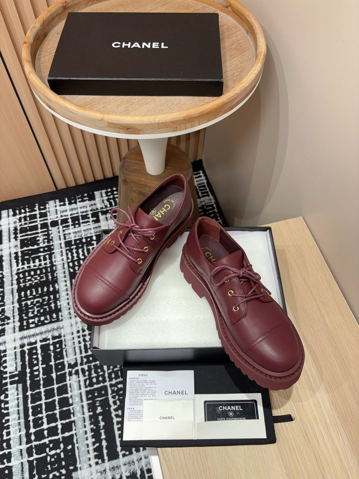 CC OXFORD SHOES IN BURGUNDY RED CALFSKIN