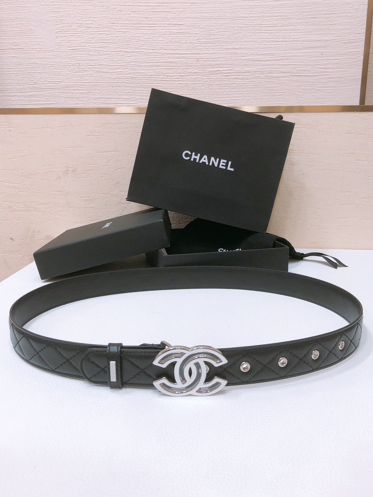 CHANEL BELT 3CM IN BLACK EMBROIDERED LAMBSKIN SILVER  HARDWARE
